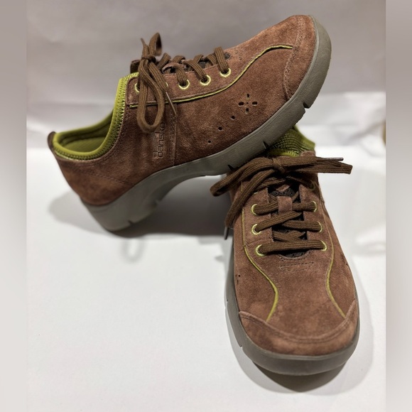 Women’s size 37 leather dansko shoes - Picture 1 of 5